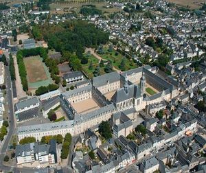 Vue aérienne du Prytanée de La Flèche