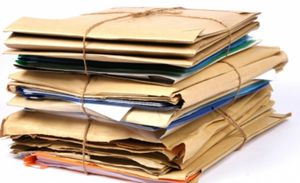 Que contient le dossier administratif individuel d'un agent public ?