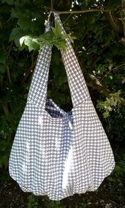 Sac bandoulière forme besace réversible
