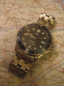 Une Omega Seamaster 300 en Italie