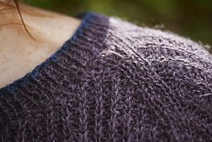 schöne kostenfreie Anleitung bei Ravelry: Ladies Half Fischermen's rib