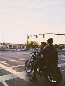 Les 10 règles du motard prudent