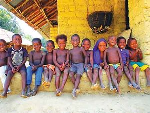 République centrafricaine Insécurité : Enfants soldats : Accès à la santé: Accès à l'éducation