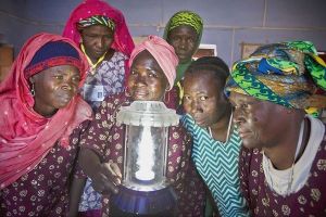 TRAINING POPULAIRE POUR L'UTILISATION DES PANNEAUX SOLAIRES EN CENTRAFRIQUE ... GAGE DE PAIX .