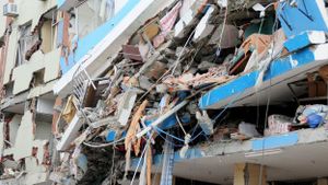 Un edificio colapsado en Manta, en la provincia de Manabí. Ecuador