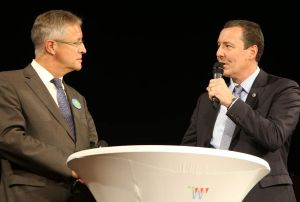 Tolles Programm für 600 Gäste beim 5. Ehrenamtstag des Landkreises Würzburg in den Veitshöchhheimer Mainfrankensälen - Bereits 3.712 Personen im Besitz der Ehrenamtskarte