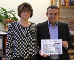 Expandierender Veitshöchheimer Parkerstore der HPS GmbH spendete zum 15jährigen Standortjubiläum der Kita Menschenskinder 1.000 Euro