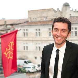 Croisade de Julien Sanchez, maire FN de Beaucaire contre les profiteurs !