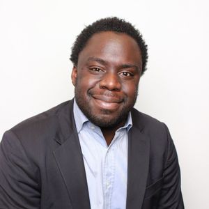 Stéphane Tiki, président des jeunes UMP, est un clandestin !