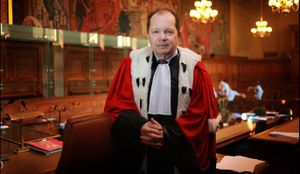 Philippe Bilger : "Laurent Ruquier est d'une lâcheté indécente !"
