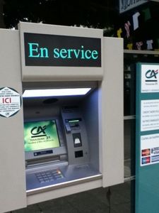 Tout va très bien, Mme la marquise... Un distributeur de billet de Saint-Galmier attaqué !
