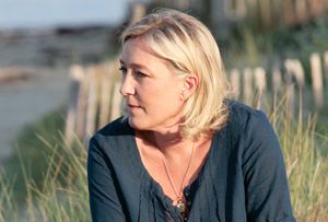 Peut-on tout dire contre le Front National ? Il faut croire que oui...