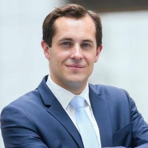 Législatives Partielles : le FN progresse partout et lamine la gauche !