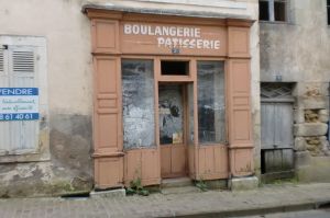 grandeur et misère!Bretch est au comptoir.
