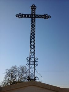 Le mystère s'épaissit au cimetière d'Ingrandes ...