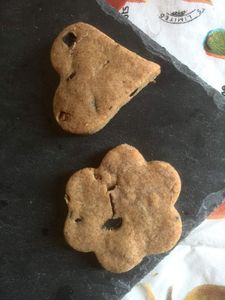 sablés apéritifs au citron et olives