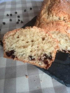 cake aux pépites de chocolat et noix de coco