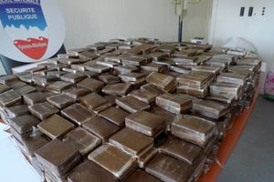 Saisie de 7 tonnes de cannabis dans le XVIe arrondissement à Paris !