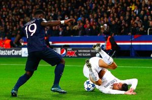 Serge Aurier : de la cité des Beaudottes à Sevran à star de football au Paris SG