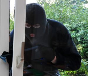 Une Aulnaysienne fait face à des voleurs rue Balagny à Aulnay-sous-Bois !