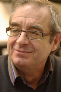 Fabrice Nicolino et les chimpanzés : entretien (en 2002) avec Pascal Picq