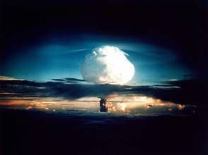 LA BOMBE ATOMIQUE A ÉTÉ LIVRÉE A LA FRANCE PAR L'ANGLETERRE