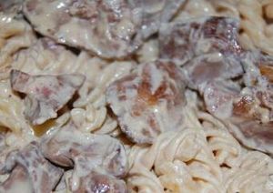 Foies de volaille en sauce