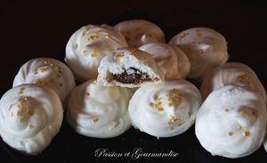 Meringues "Coeur de Nutella"