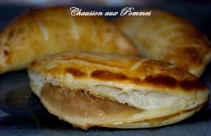 Chaussons aux Pommes Caramelisées