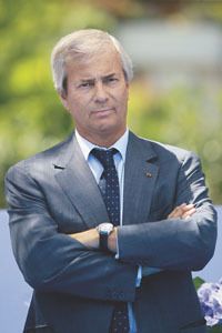 M. Vincent Bolloré viole-t-il les principes protégeant la Presse