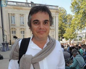 Quand un simili-intellectuel essaie de donner des leçons de démocratie...