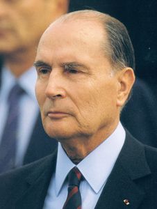 Mitterrand nous a apporté l'incompétence dans le monde politique