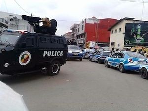 INTIMIDATIONS À POINTE-NOIRE