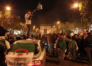 840.000 Algériens ont quitté le pays sous Bouteflika pour aller en France