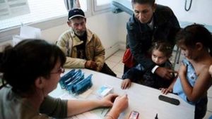 Coupes budgétaires dans l’assurance maladie des français, maintien de l’AME pour les étrangers