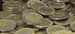 Les salaires de plusieurs animateurs télé révélés par le magazine VSD