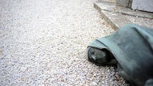 Près de deux lieux de culte ou de sépulture chrétiens profanés chaque jour en France