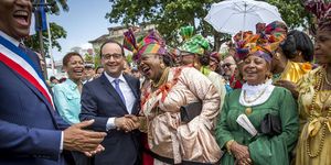 Hollande sous les sunlights des Tropiques : un dimanche de campagne à 8,2 millions d’€