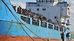 L’État islamique mêle ses combattants aux migrants qui traversent la Méditerranée tandis que l’Europe fait l’autruche face aux invasions barbares.