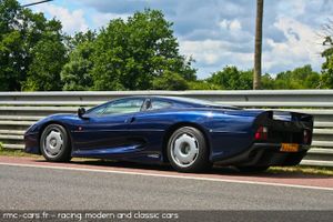 Des supercars...