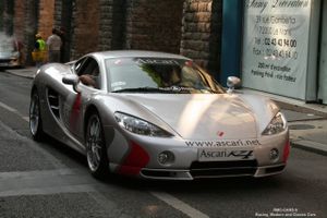 Des supercars...