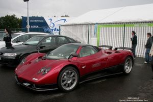 Des supercars...