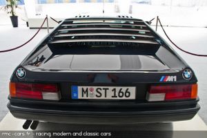 Des supercars...