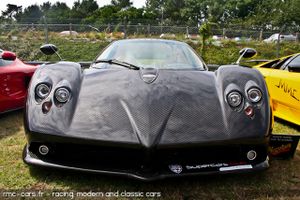 Des supercars...