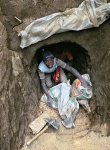 Nos chers esclaves : Mine de Rubaya, Congo-Kinshasa