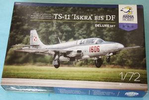 Arma Hobby - PZL TS-11-bis DF "Iskra" - Sharkmouth sheme