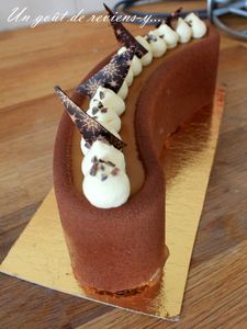 Entremets chocolat au lait, passion