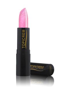 Décorez vos lèvres d'une touche glam...