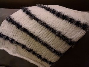 Un snood à deux fils différents