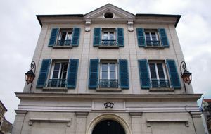 Une visite de Nanterre, cité de Geneviève et des parisii ?